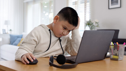 Distracted kid
